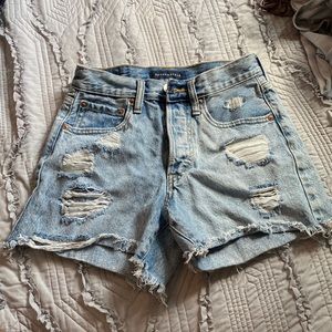 Size 0 Aeropostale 90’s High Rise Cut-Off jean shorts.